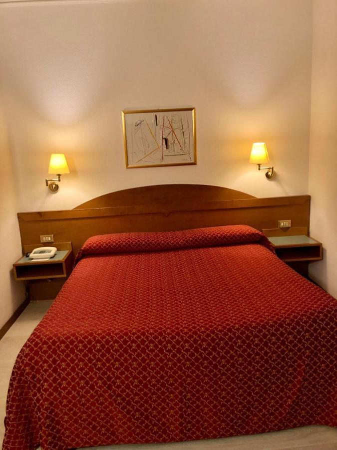 Hotel Arcadia Macerata Extérieur photo